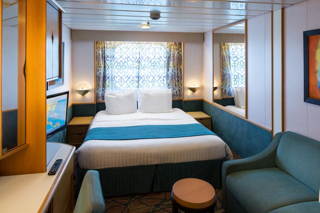 ENCHANTMENT OF THE SEAS CRUCEROS ROYAL CARIBBEAN CRUISES ROYAL CARIBBEAN INTERNATIONAL CREUERS CROCIERE BIDAIAK CRUCEROS CARIBE CARIBBEAN CRUISES CRUCEROS EN BARCO PEQUEÑO SMALL SHIP CRUISES #EnchantmentOfTheSeas #RoyaCaribbean #RCIcruises #Cruises #Cruceros #Creuers #Caribe #CrucerosCaribe #CaribbeanCruises #RoyalCaribbeanInternational #RoyalCaribbeanCruises 